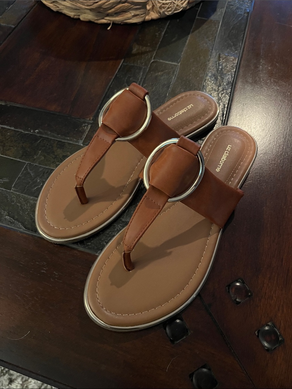 NWOT Liz Claiborne Tan/Brown Ring-Accent Thong Sandals